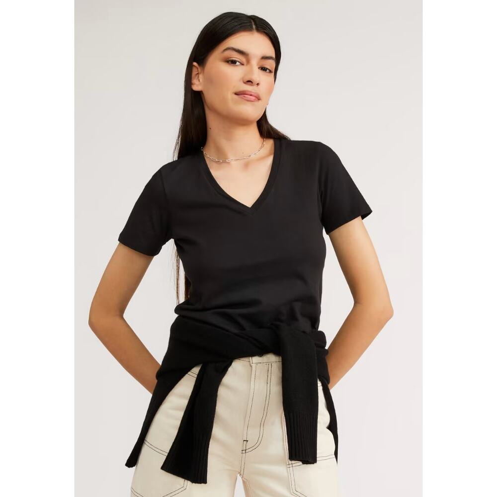 Everlane NWOT The Organic Cotton V-Neck Tee Black XS Minimalist Capsule Wardrobe